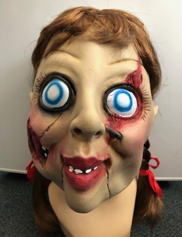 Masque de poupée tueuse