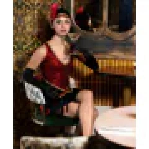 Robe charleston rouge avec franges noires taille M/L