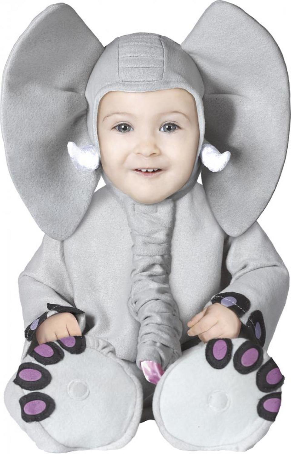 Bébé éléphant taille 1/2 ans