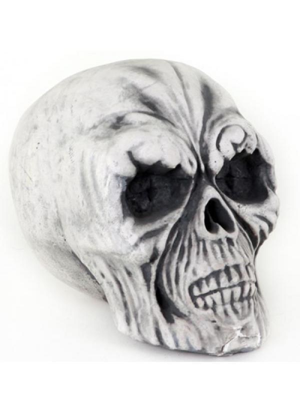 Tête de mort géante en polystyrène